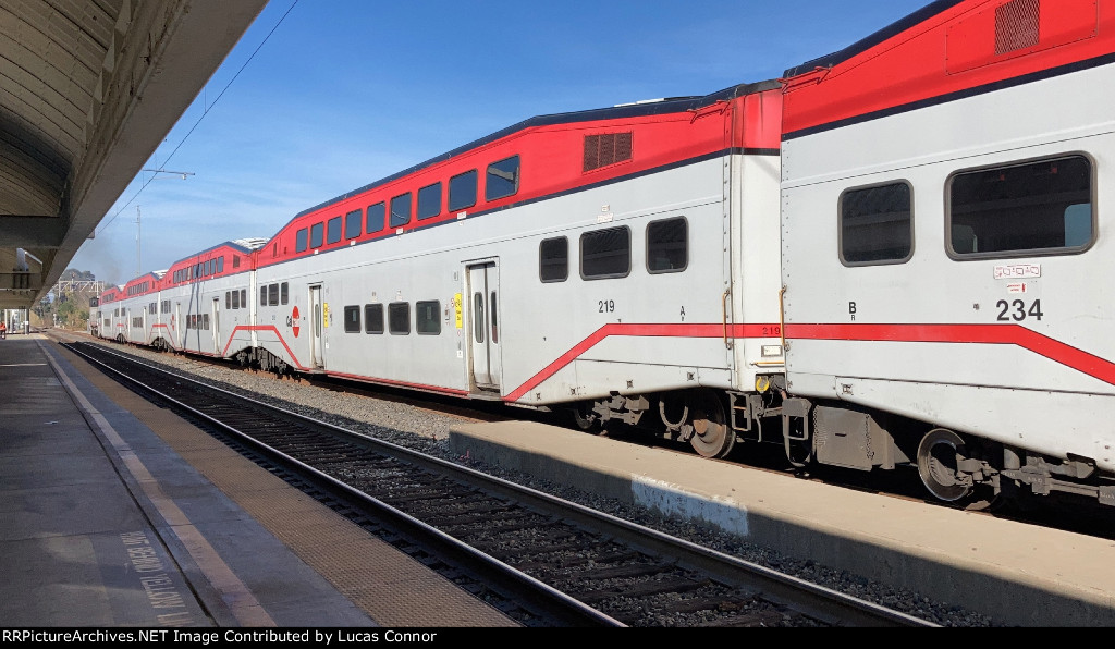 Caltrain 219